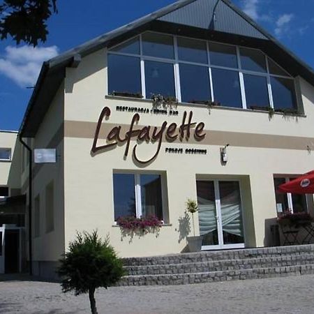 Restauracja Lafayette Pokoje Goscinne Zelów Exteriér fotografie